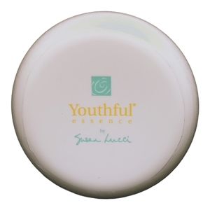 Youthful Essence by Susan Lucci 5.5 Oz  Resurfacing Cream